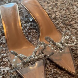 Elegant Clear Heels with Pearl and Silver Accents